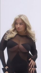 Sarina Nowak - Image 162