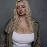 Sarina Nowak - Image 137