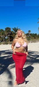 Sarina Nowak - Image 90