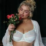 Sarina Nowak - Image 89
