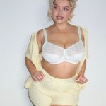 Sarina Nowak - Image 88