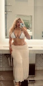 Sarina Nowak - Image 48