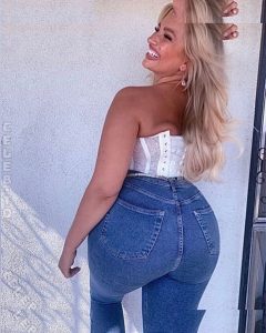 Sarina Nowak - Image 2