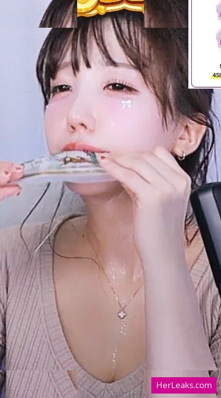 Son Ye Eun - Image 31