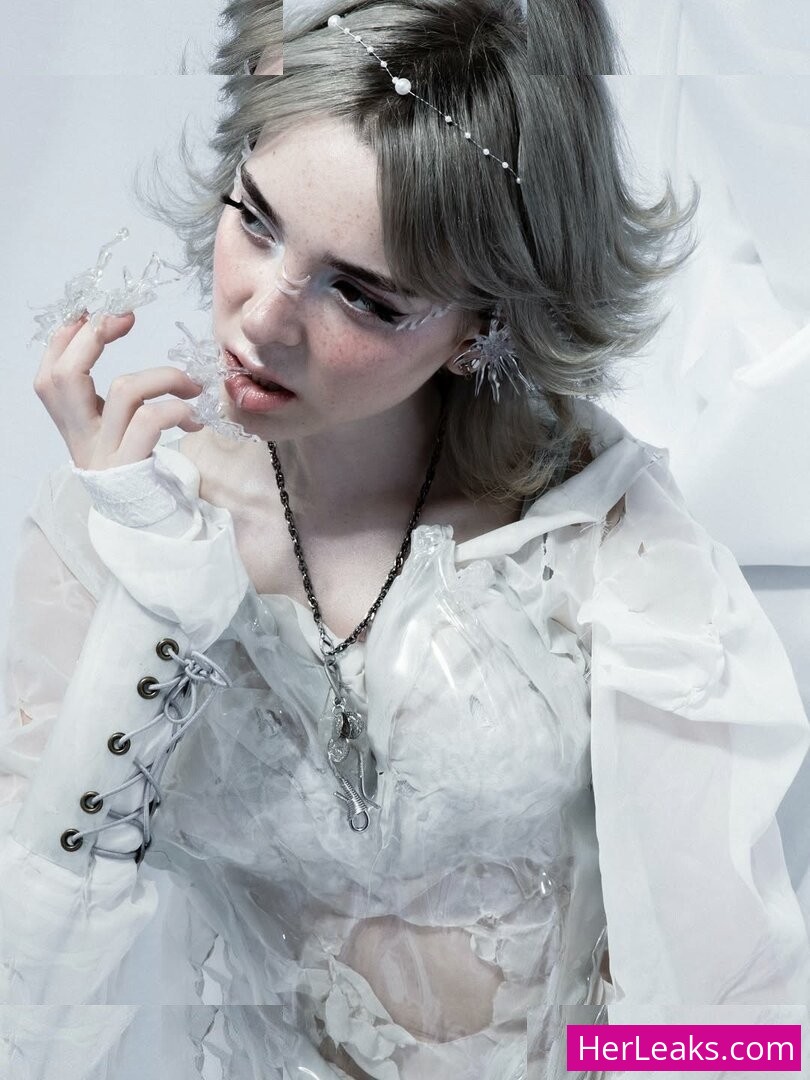 Sophie Powers - Image 160