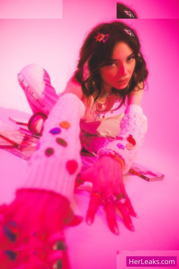 Sophie Powers - Image 135