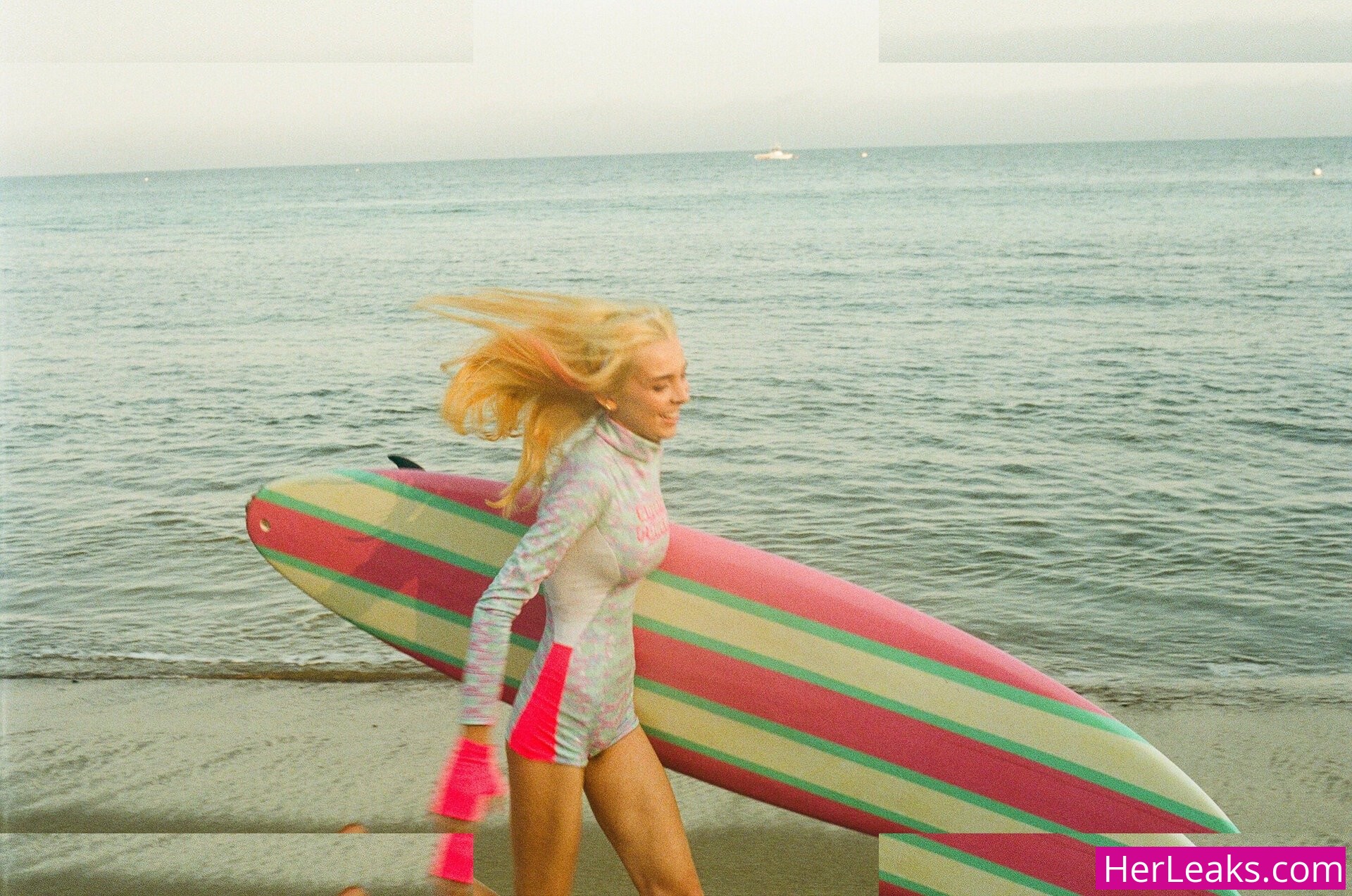 Sophie Powers - Image 123