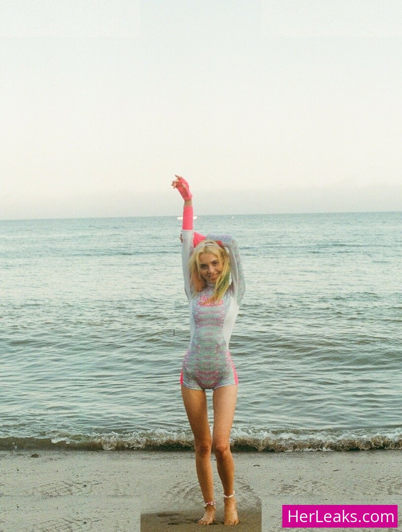 Sophie Powers - Image 120