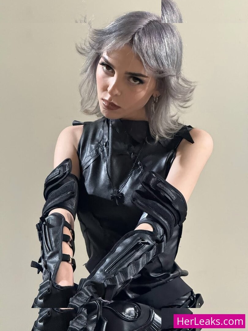 Sophie Powers - Image 54