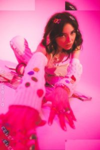 Sophie Powers - Image 21