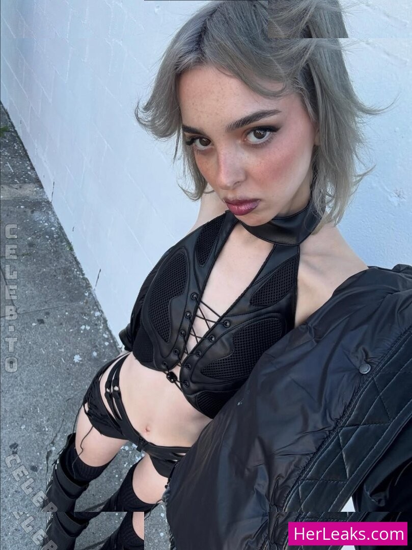 Sophie Powers - Image 16