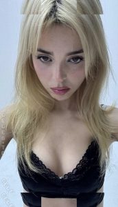 Sophie Powers - Image 9
