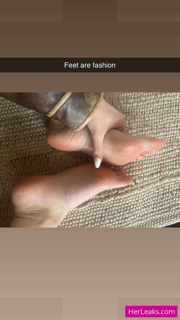 Sophie Powers - Image 6
