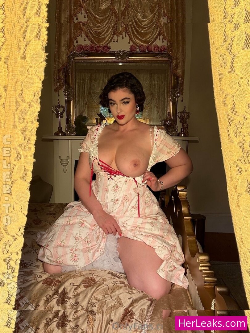 Stefania Ferrario - Image 169