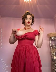 Stefania Ferrario - Image 143