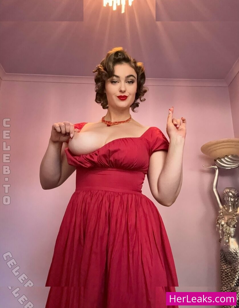 Stefania Ferrario - Image 143