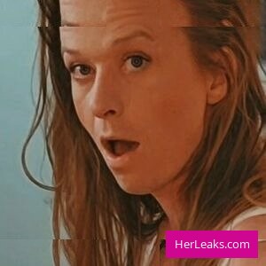 Taryn Elizabeth - Image 1