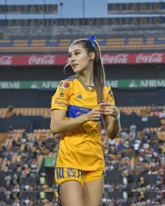 Tatiana Flores - Image 167