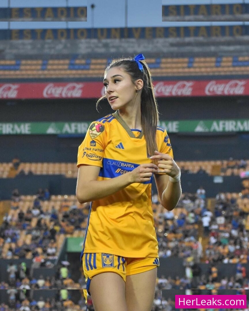 Tatiana Flores - Image 167