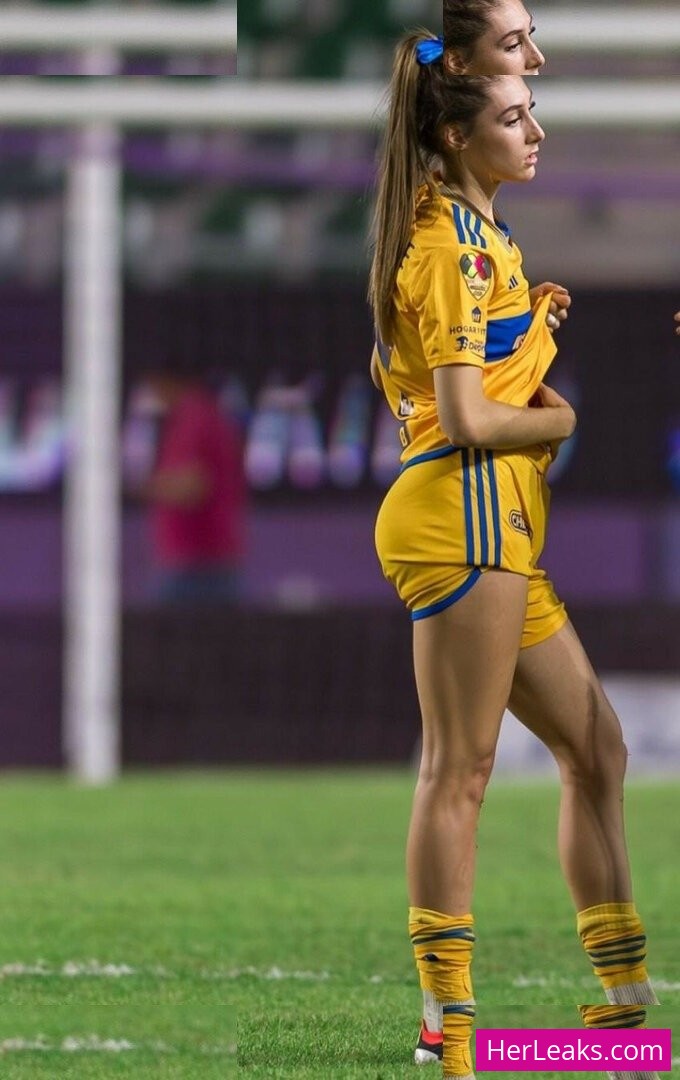 Tatiana Flores - Image 150