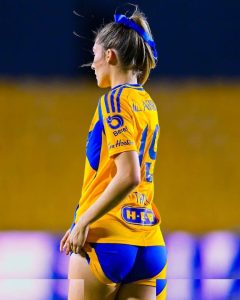 Tatiana Flores - Image 75