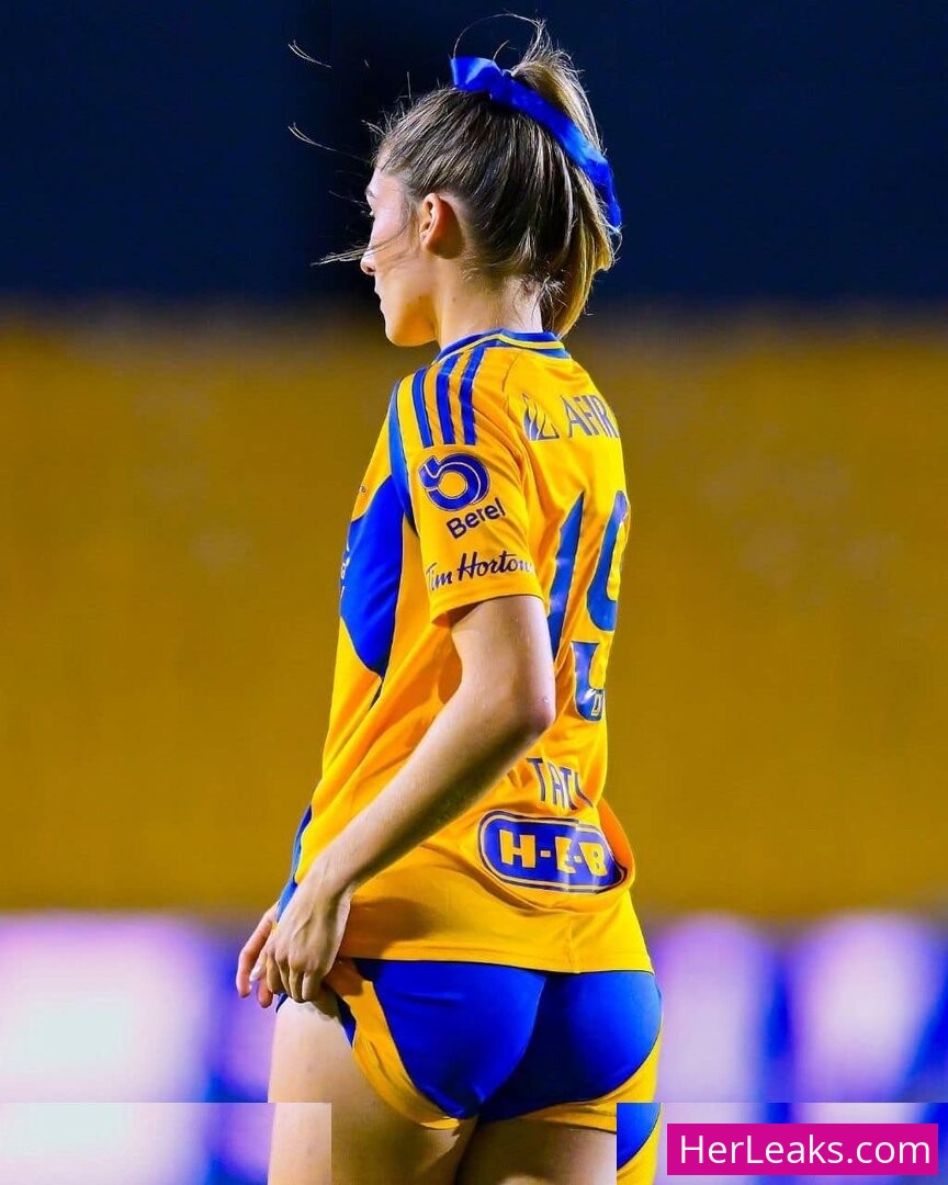 Tatiana Flores - Image 75