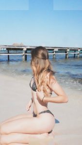 Tatiana Flores - Image 17