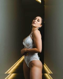 Tianna Gregory - Image 111