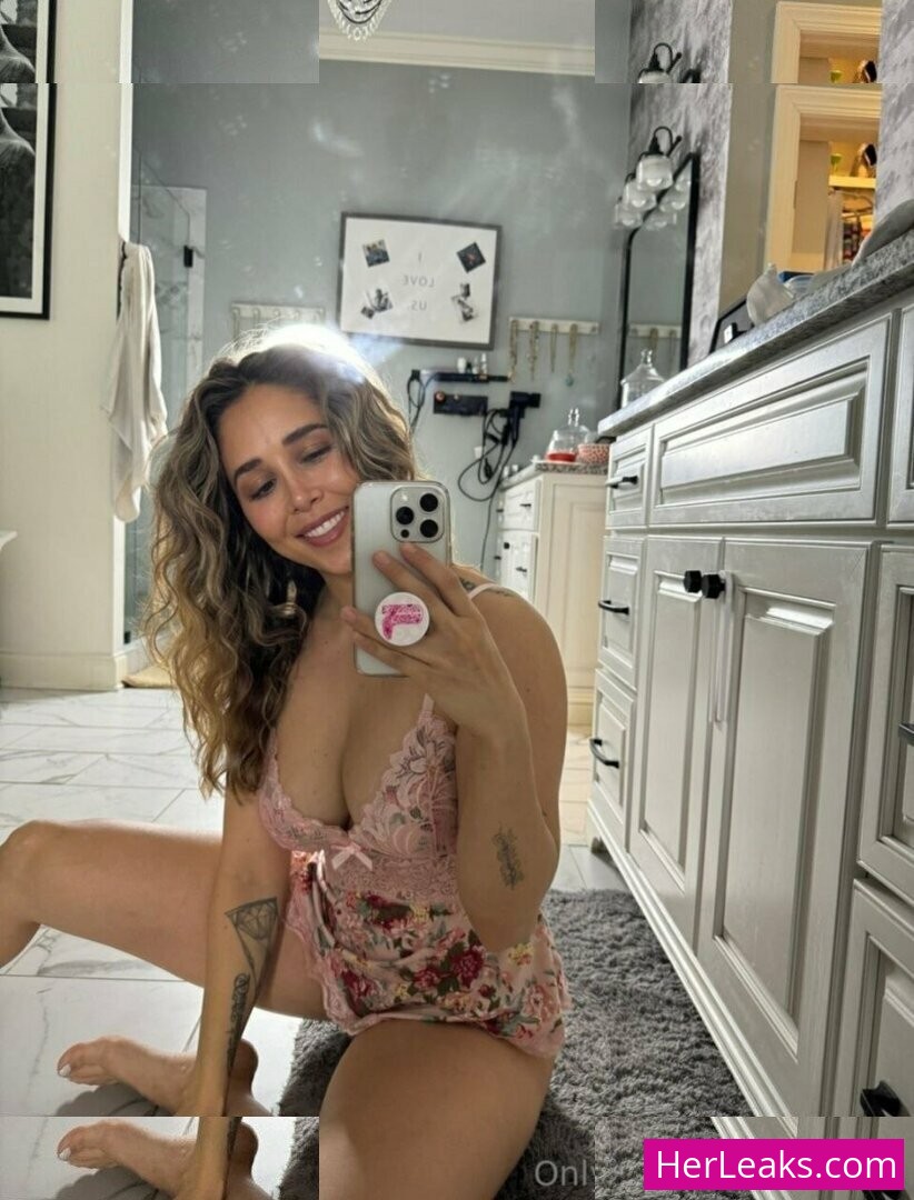 Tianna Gregory - Image 83