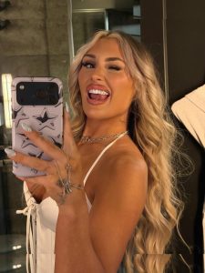 Tiffany Stratton - Image 176