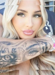 Tiffany Stratton - Image 125