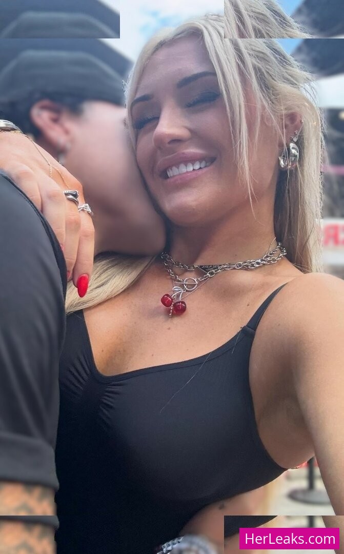 Tiffany Stratton - Image 122