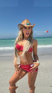 Tiffany Stratton - Image 24