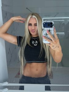 Tiffany Stratton - Image 20