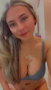 Kira Hothan - Image 25