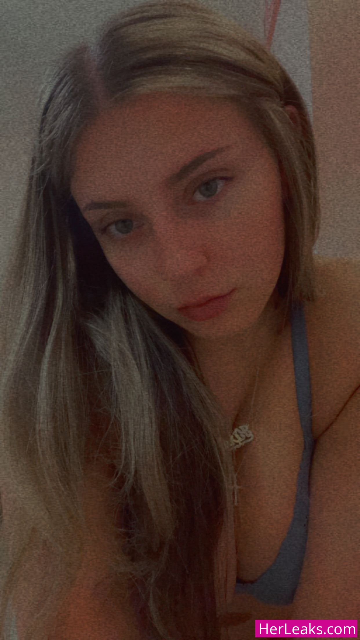 Kira Hothan - Image 21