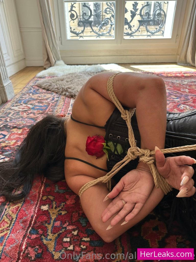JasmineSherni - Image 242
