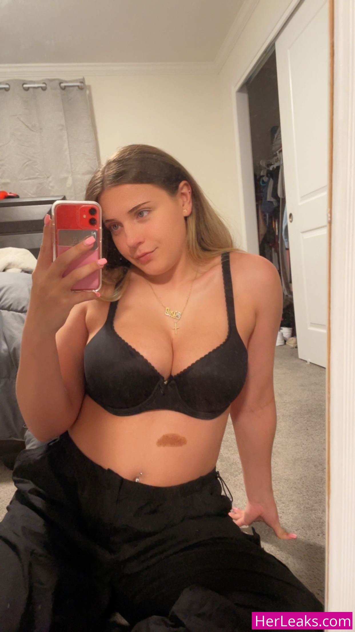 Kira Hothan - Image 24