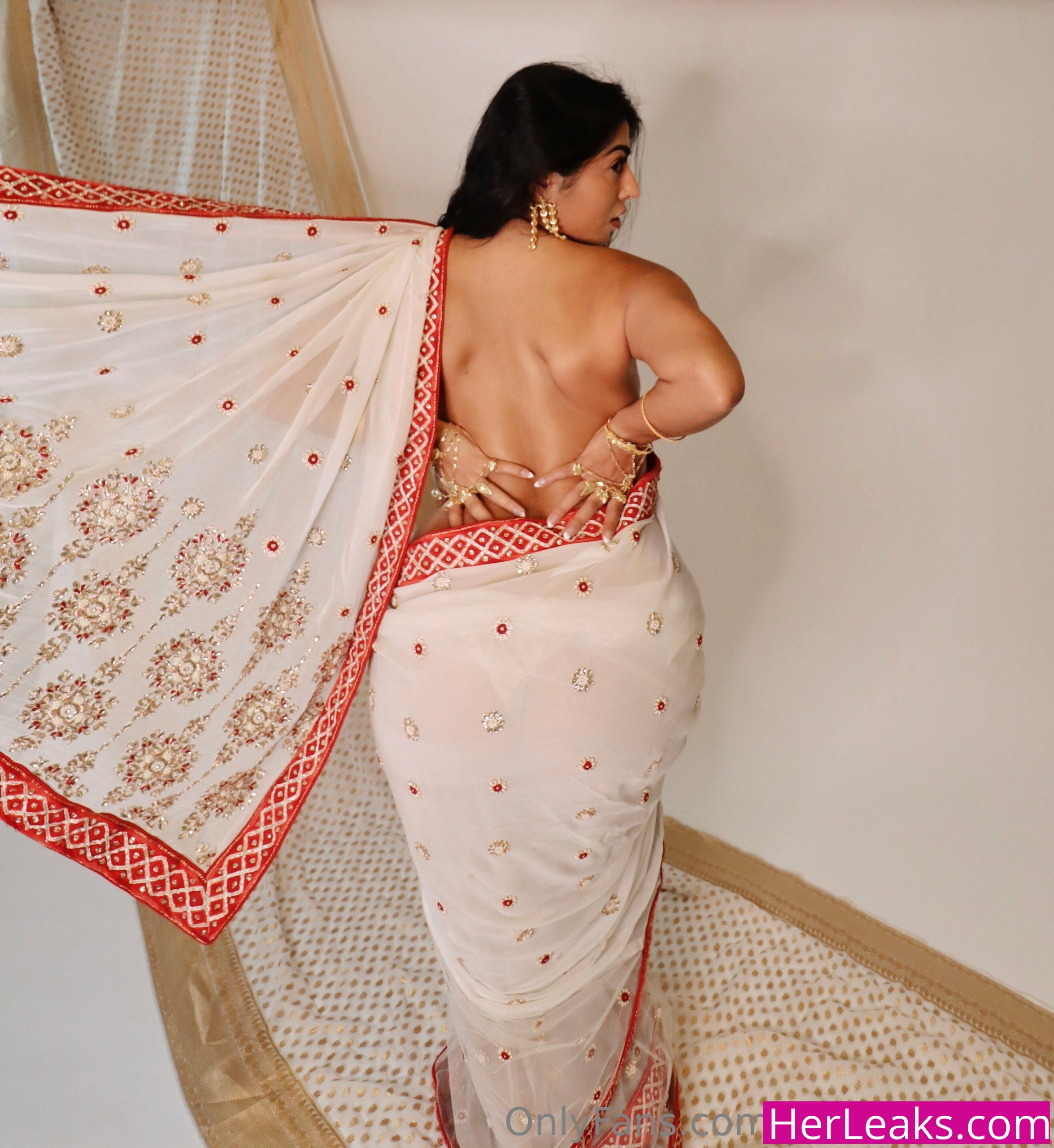 JasmineSherni - Image 170