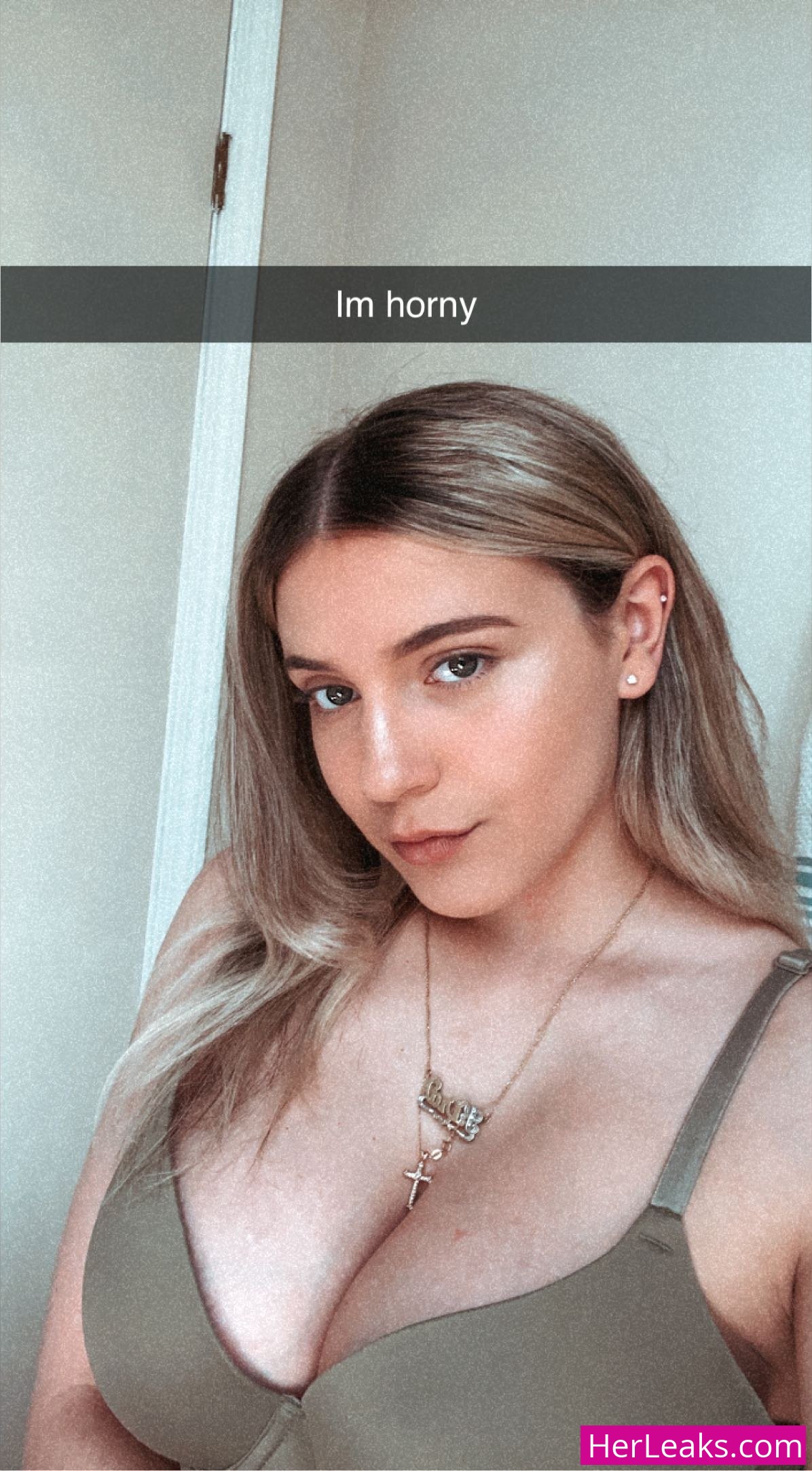 Kira Hothan - Image 198