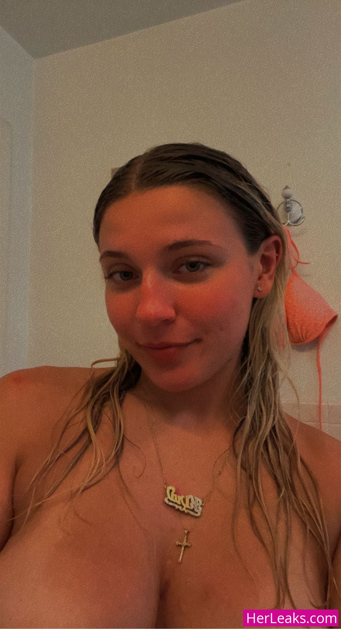 Kira Hothan - Image 260