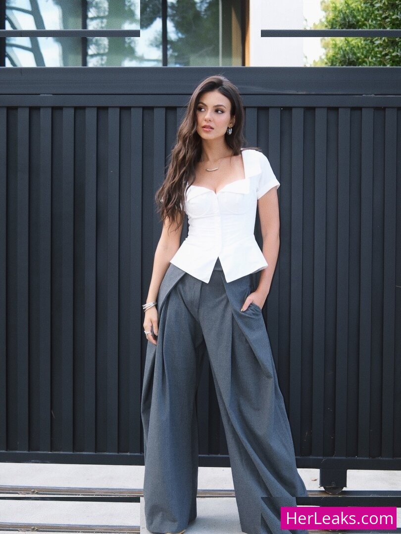 Victoria Justice - Image 155