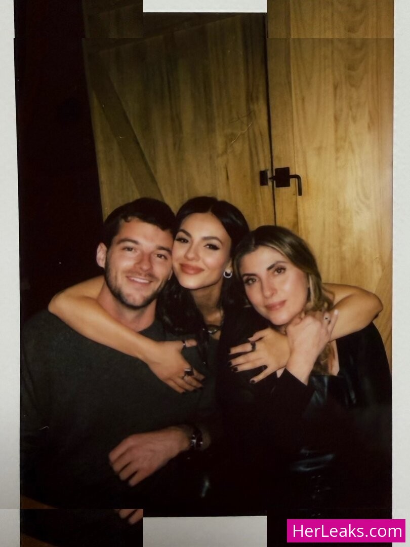 Victoria Justice - Image 153