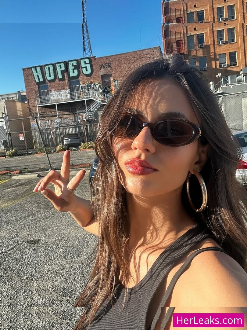 Victoria Justice - Image 92