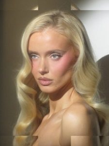 Victoria Turner - Image 112