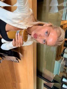 Victoria Turner - Image 17
