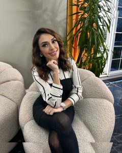 Zuhal Topal - Image 12