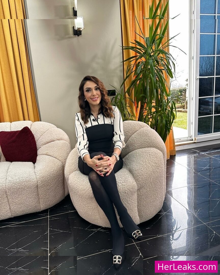 Zuhal Topal - Image 11