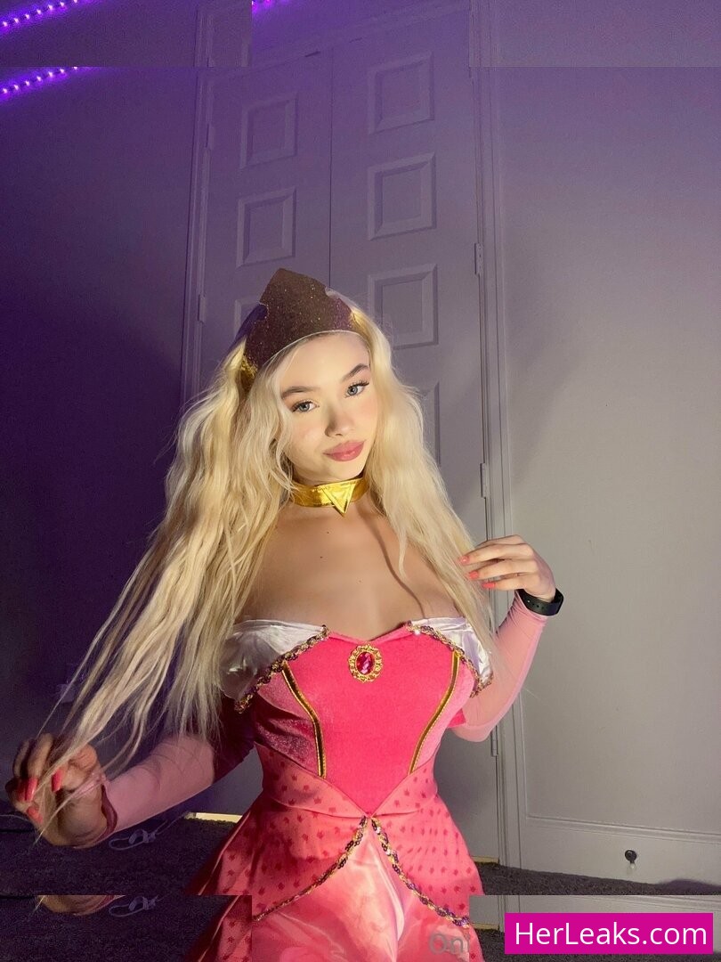 Alyssa Devyn - Image 179