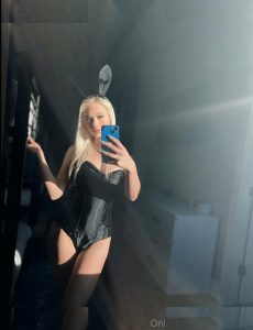 Alyssa Devyn - Image 29